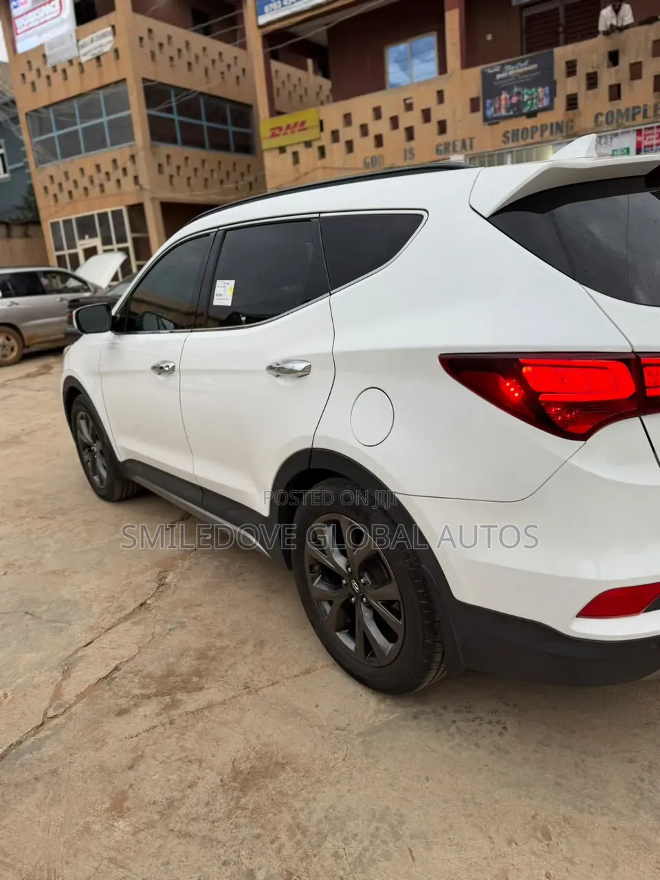 Hyundai Santa Fe 2017 White