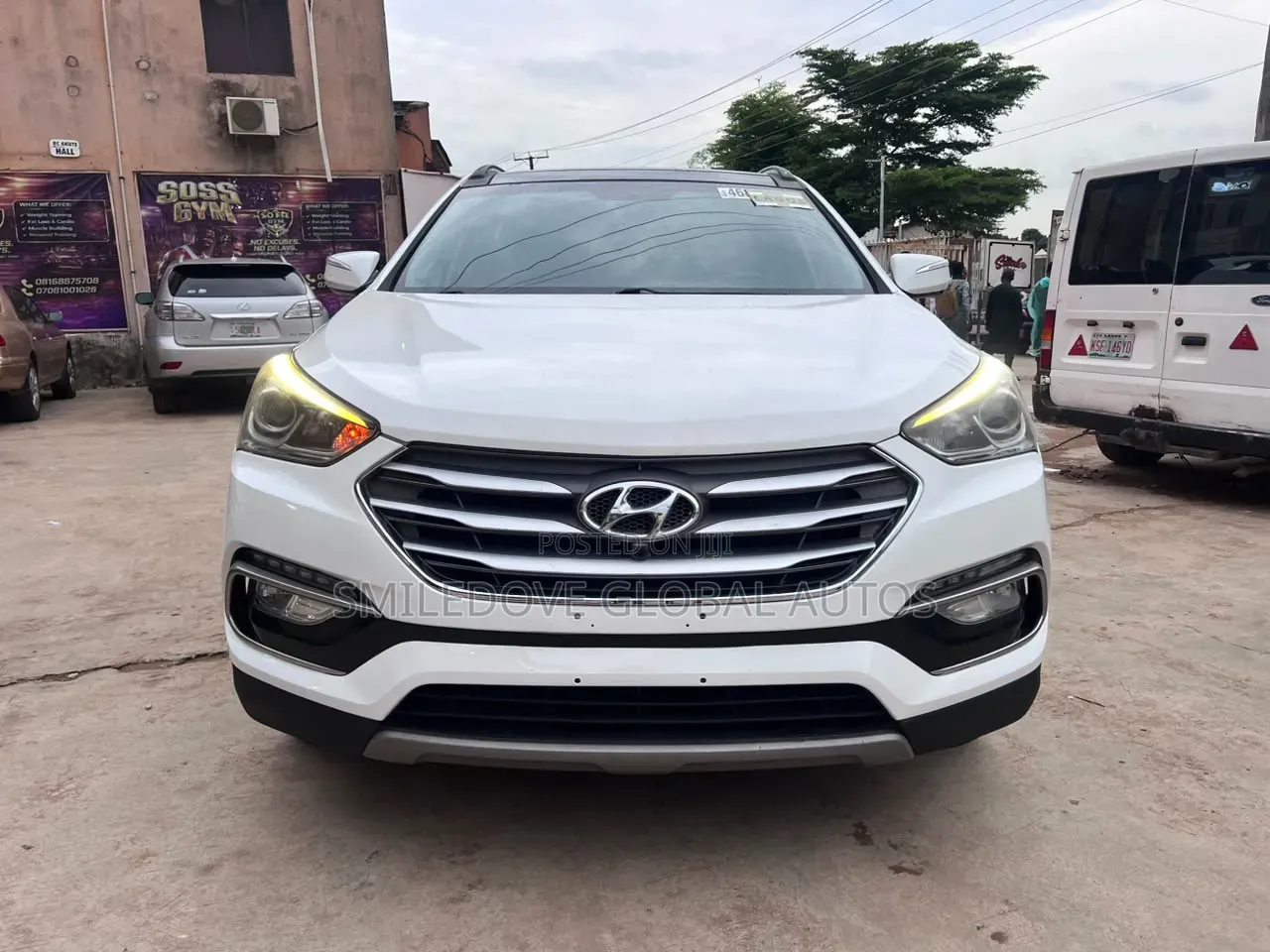 Hyundai Santa Fe 2017 White
