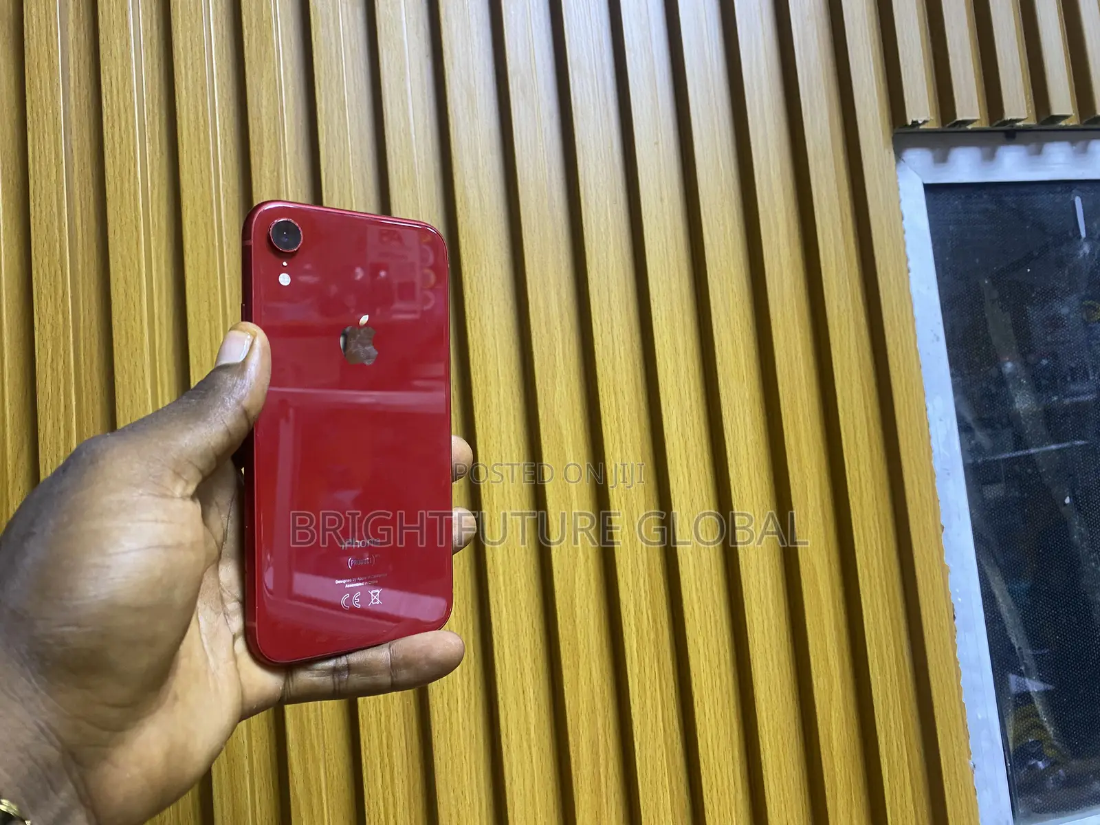 Apple iPhone XR 64 GB Red