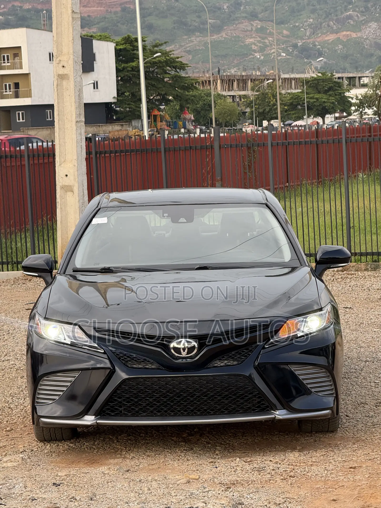 Toyota Camry SE (2.5L 4cyl 8A) 2019 Black