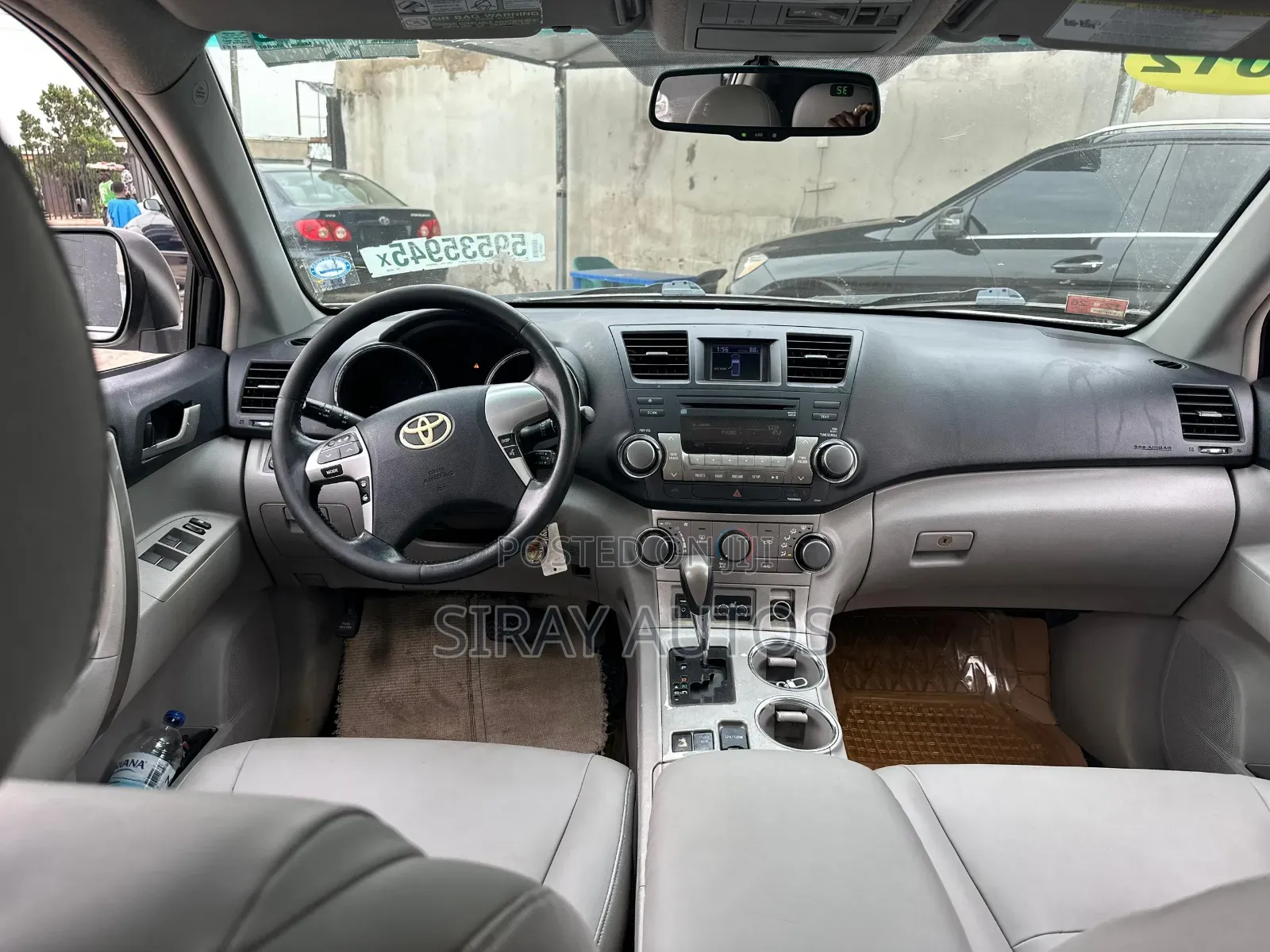 Toyota Highlander SE 2011 White