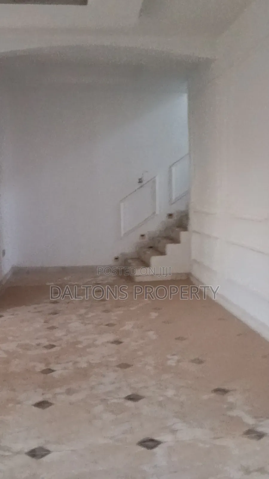 4bdrm Duplex in Von Axis, Lugbe District for sale