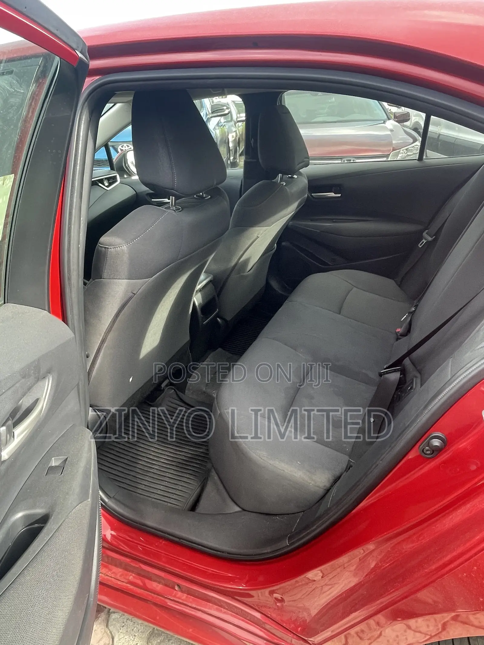 Toyota Corolla LE 2020 Red