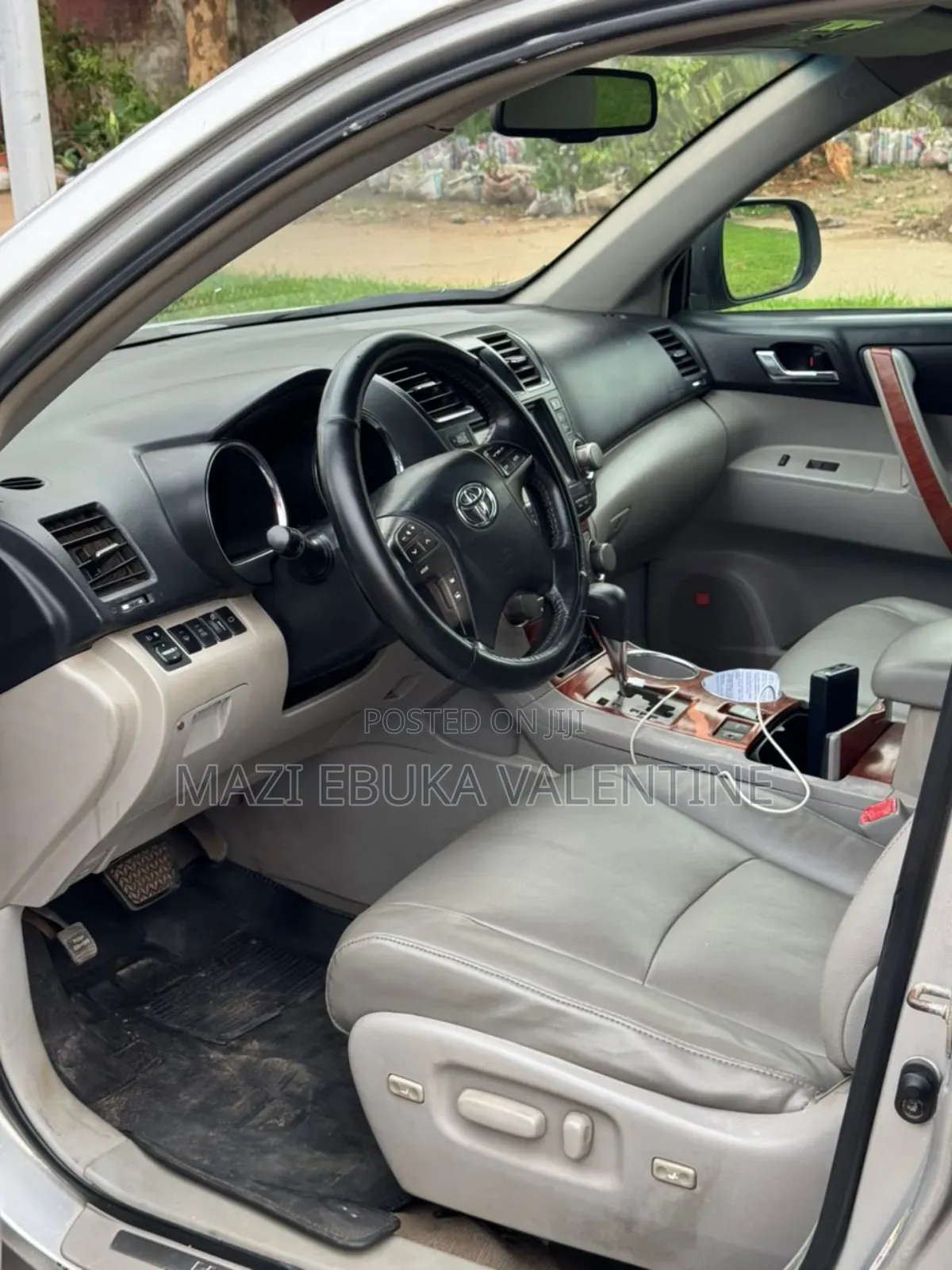 Toyota Highlander 2011 Gray