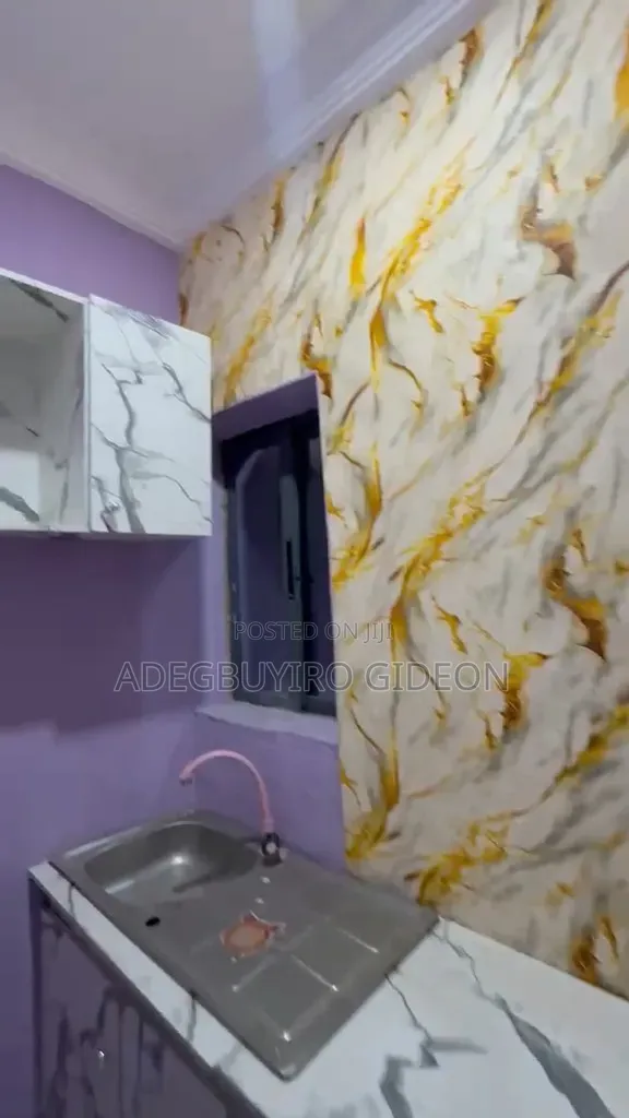 Mini Flat in Shipeolu, Shomolu / Shomolu for rent