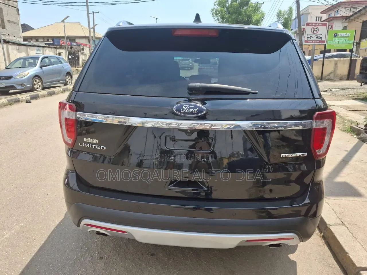 Ford Explorer Platinum 4dr SUV AWD (3.5L 6cyl Turbo 6A) 2016 Black