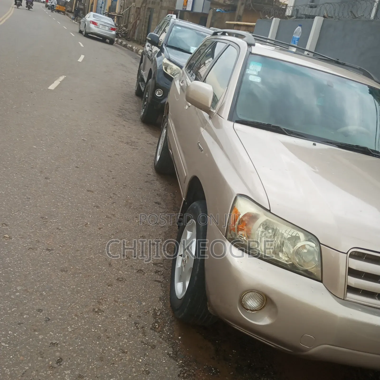 Toyota Highlander 2006 Gold