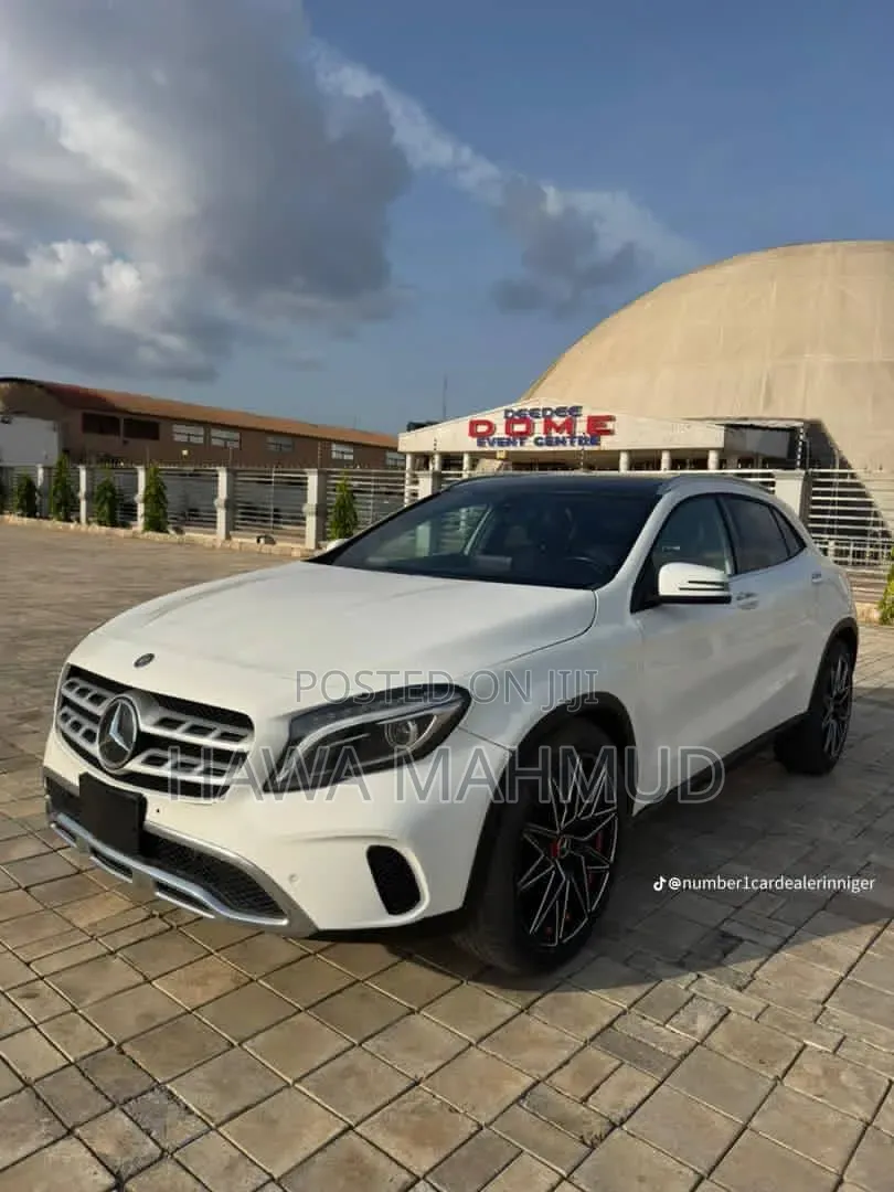 Mercedes-Benz GLA 250 2020 White