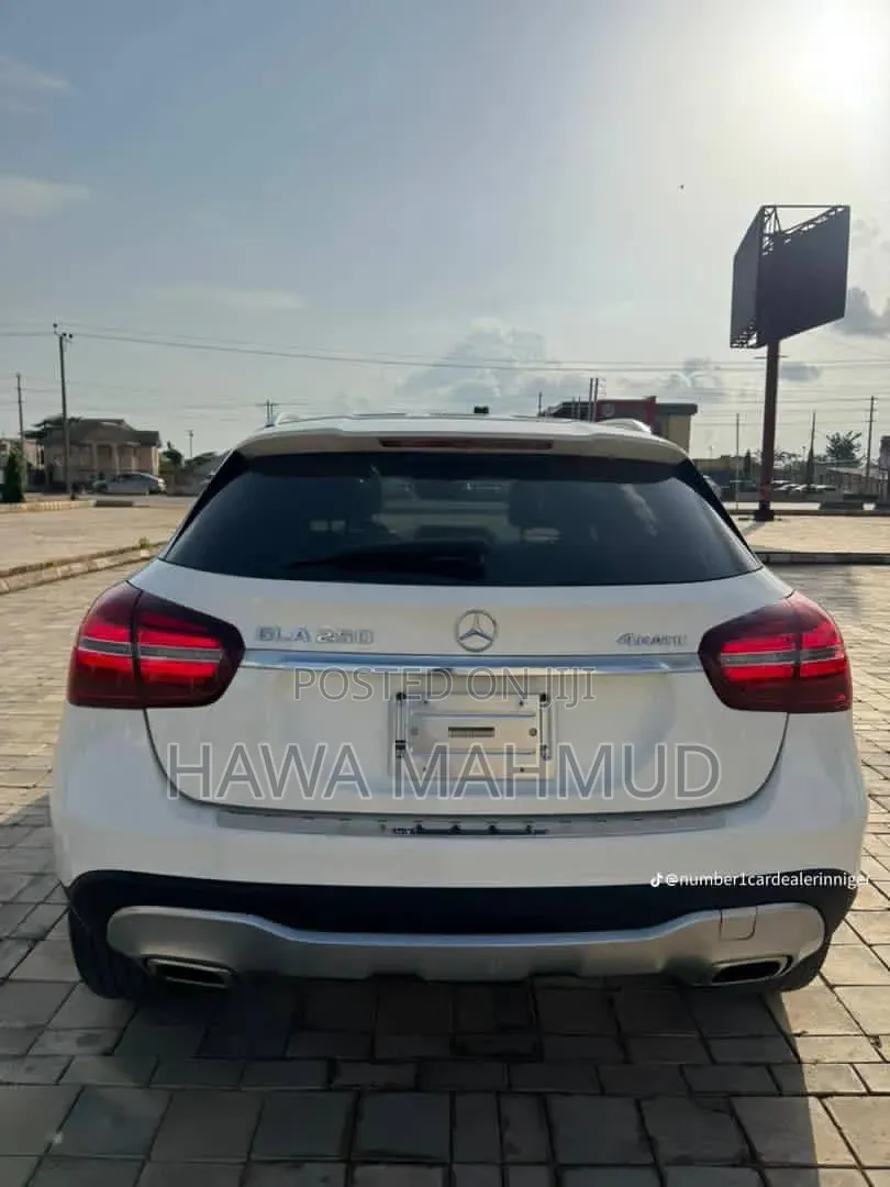 Mercedes-Benz GLA 250 2020 White