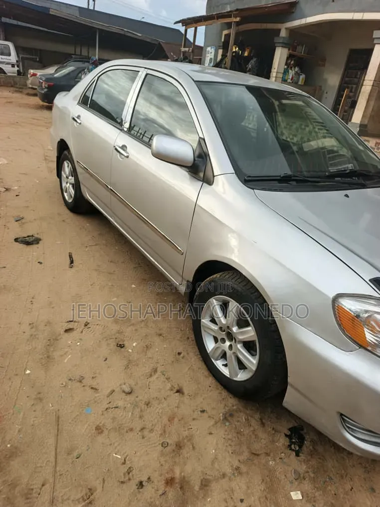 Toyota Corolla LE 2006 Silver