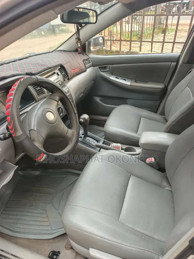 Toyota Corolla LE 2006 Silver