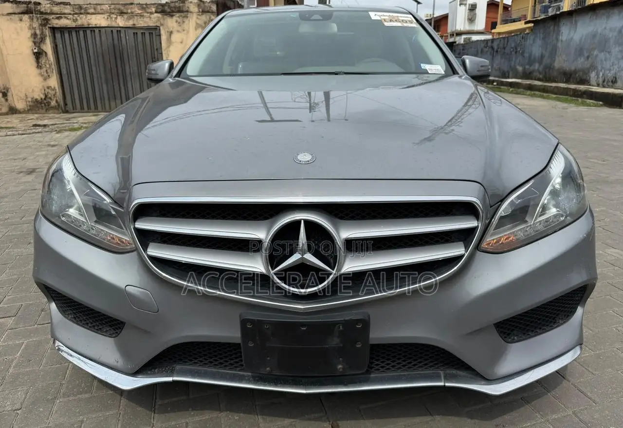 Mercedes-Benz E350 Base 4Matic Sedan AWD (3.5L 6cyl 7A) 2014 Silver