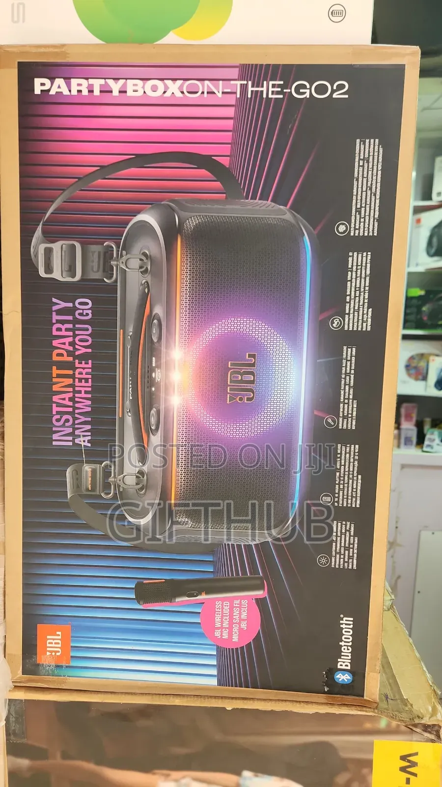 JBL Partybox on the Go Essential