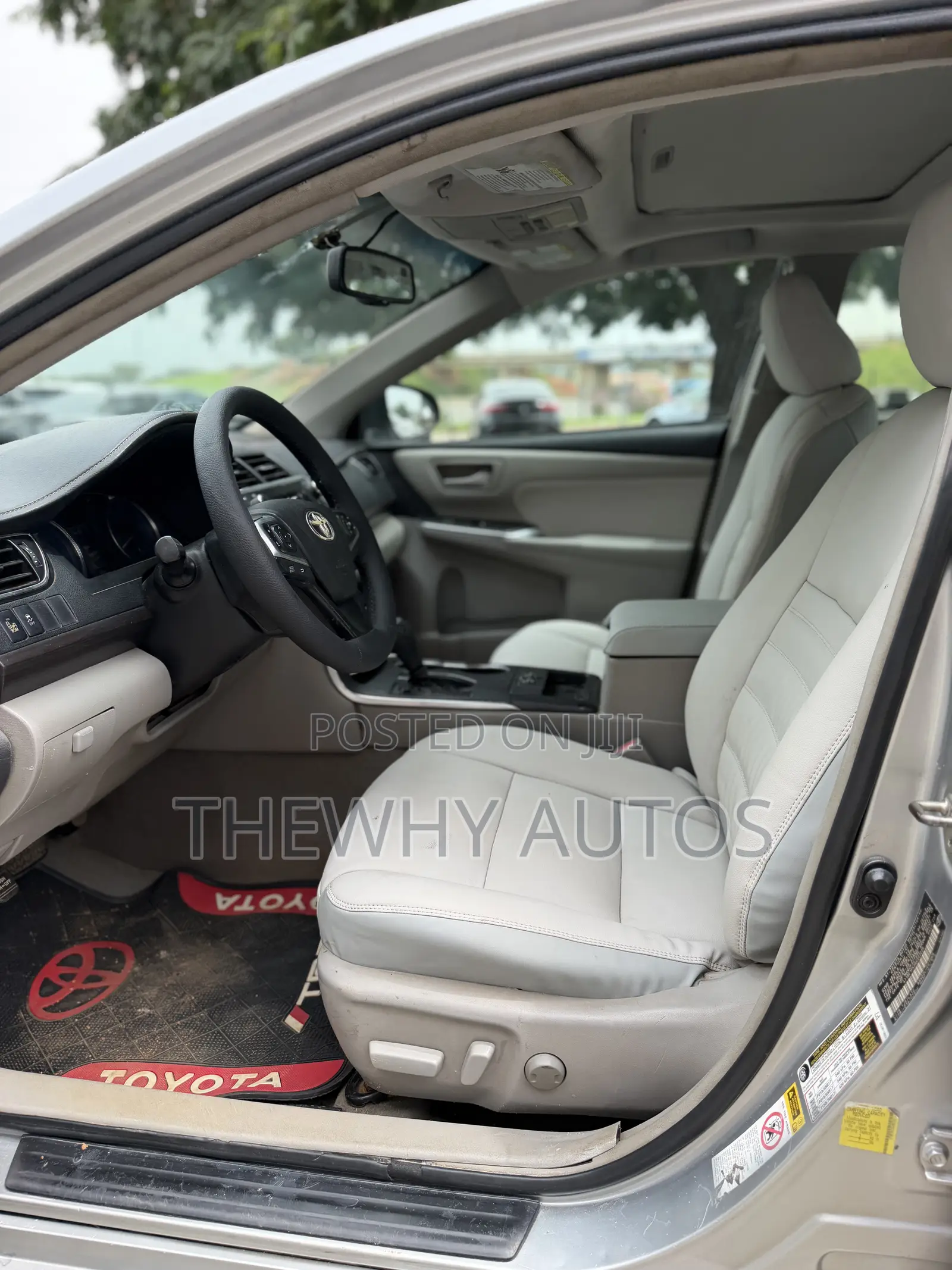 Toyota Camry XLE 4dr Sedan (2.5L 4cyl 6A) 2016 Silver