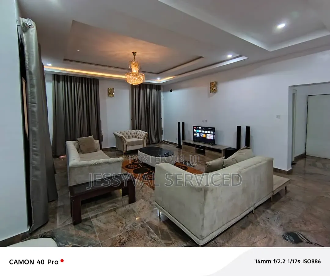 Luxury Single Room in a Duplex