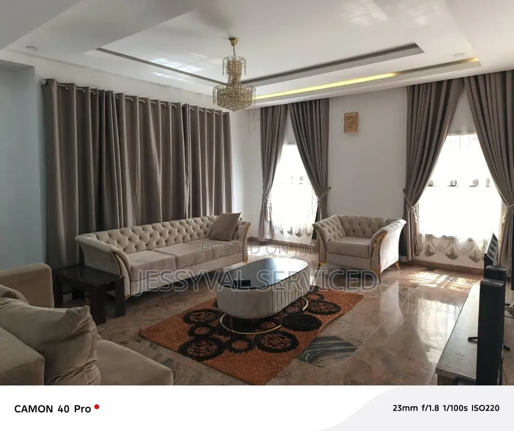 Luxury Single Room in a Duplex