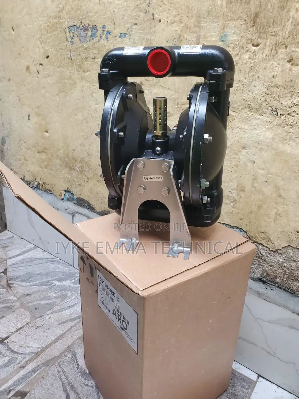 Aro 1" Metal Air-Operated Double Diaphragm Pump