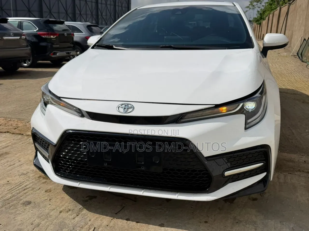 Toyota Corolla SE 2022 White