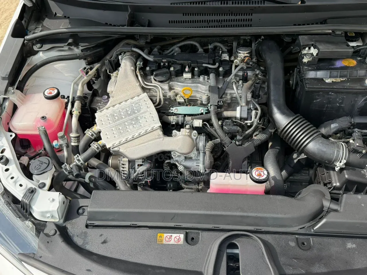 Toyota Corolla SE 2022 White