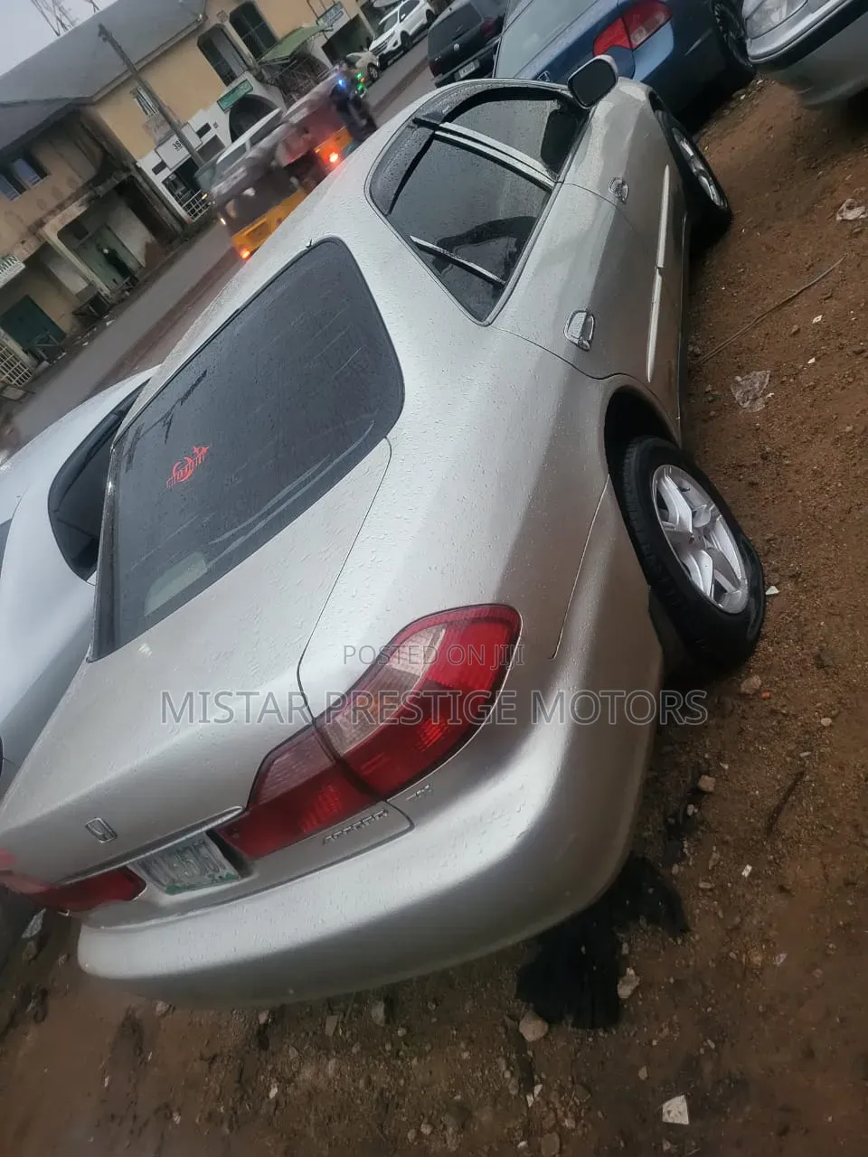 Honda Accord 2000 Silver