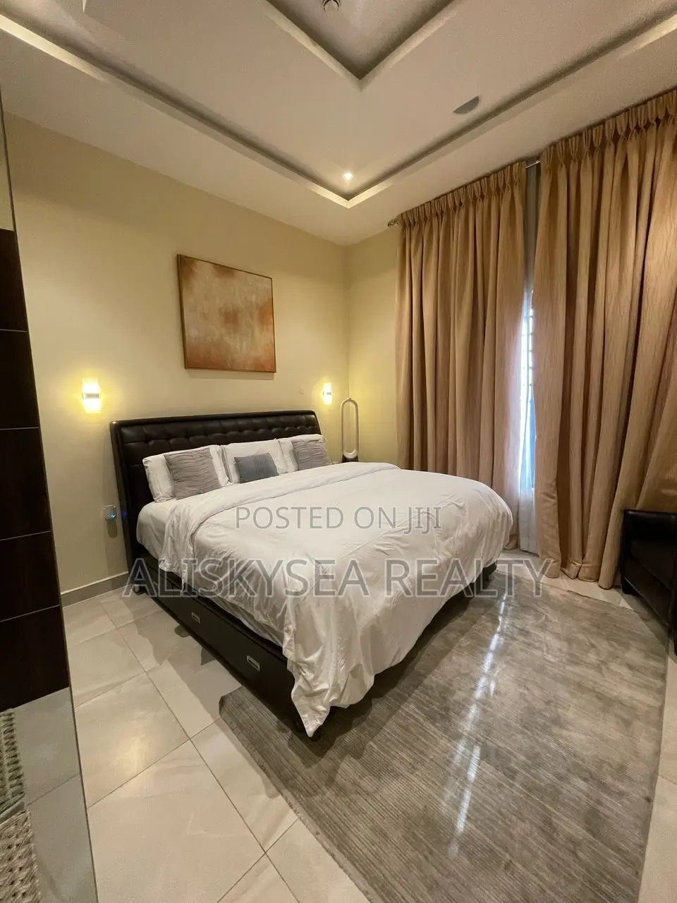 En-Suite 2bedroom Shortlet in Ikoyi
