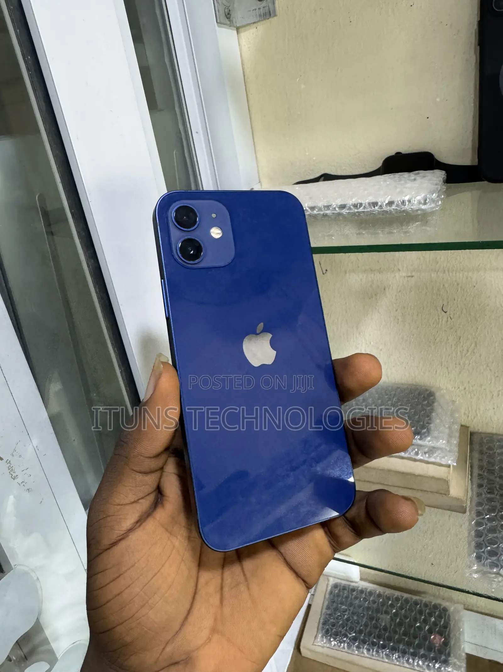 Apple iPhone 12 64 GB Blue