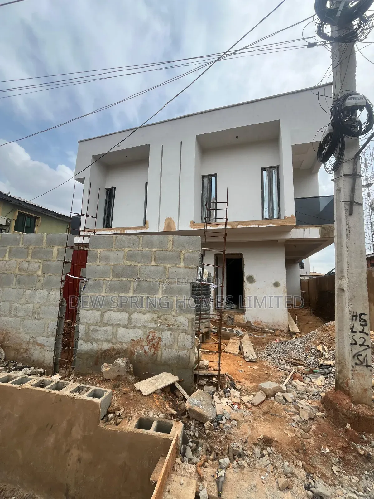 4bdrm Duplex in Ogba for sale