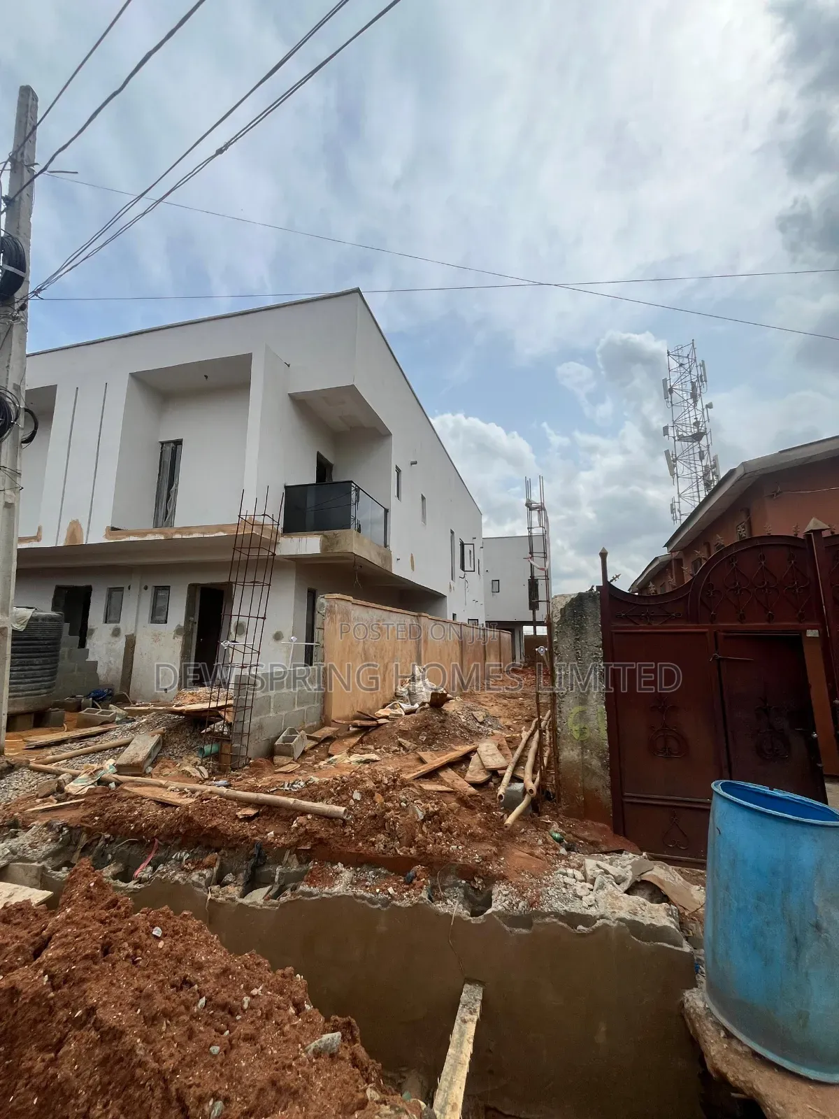4bdrm Duplex in Ogba for sale