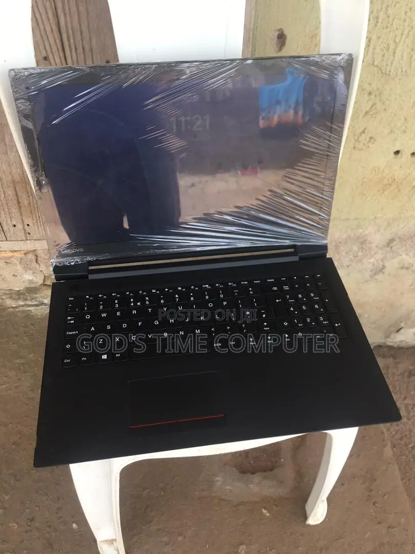 Laptop Lenovo V110 8GB Intel Core i5 HDD+SSD 500GB