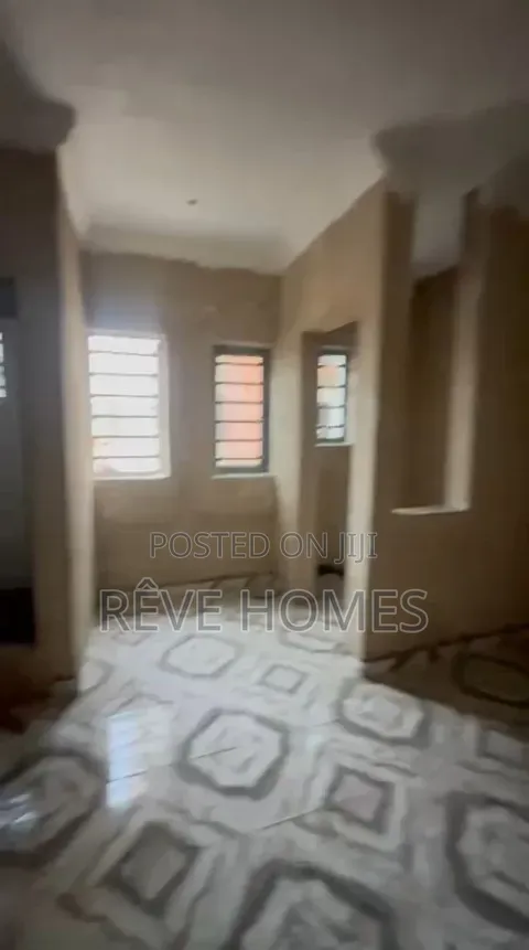 Mini Flat in Pedro for rent