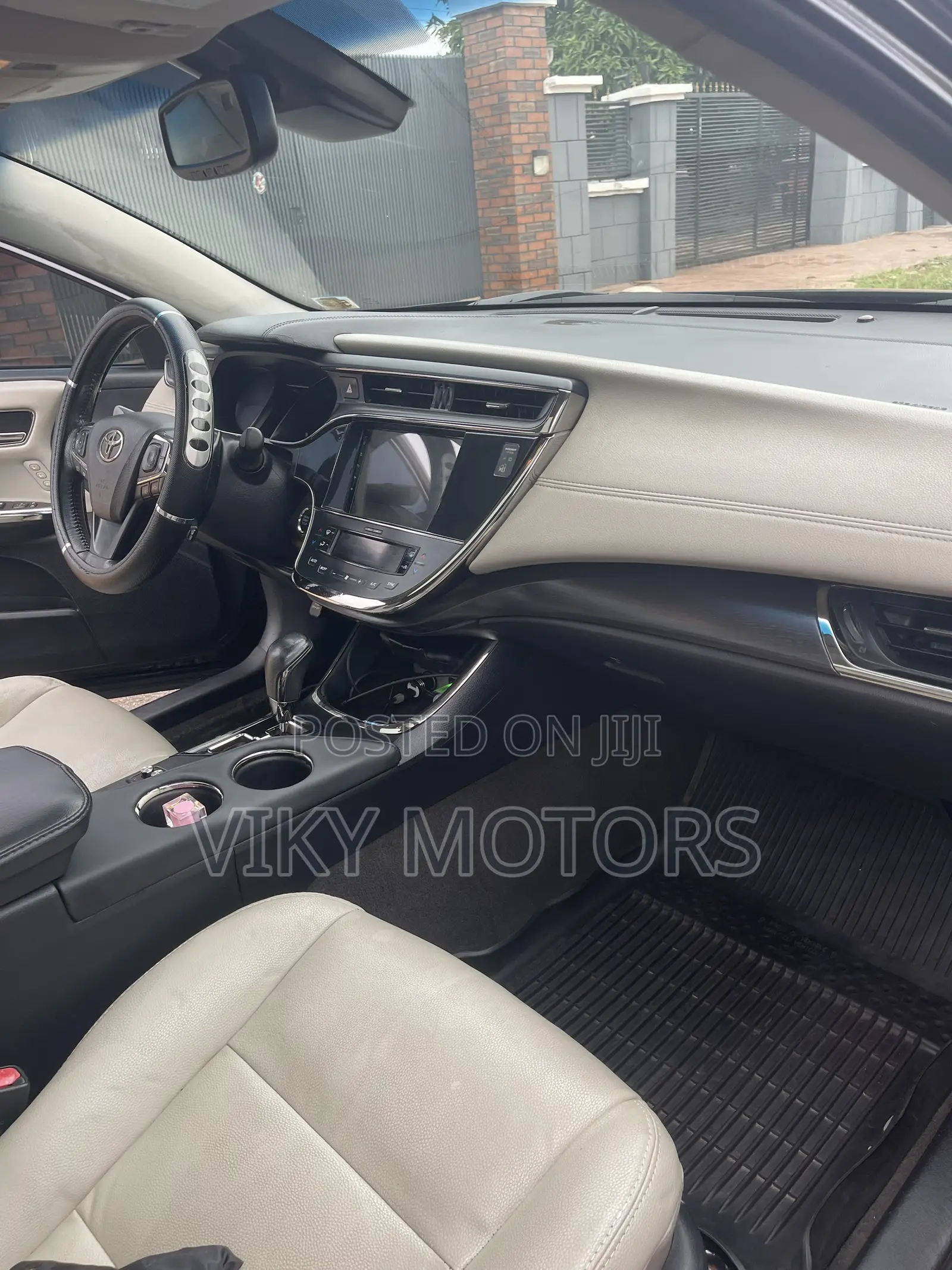 Toyota Avalon 2017 Black