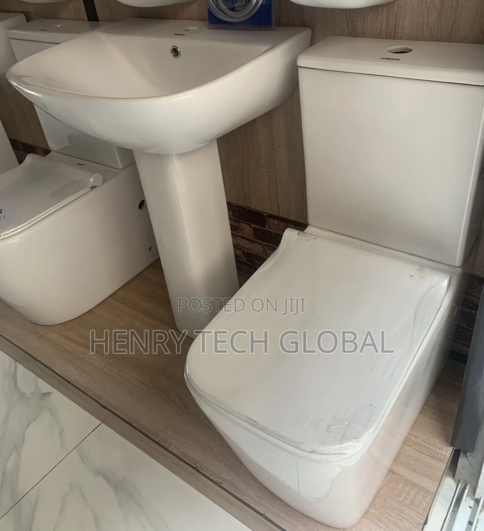 Brand New Square Wc Set