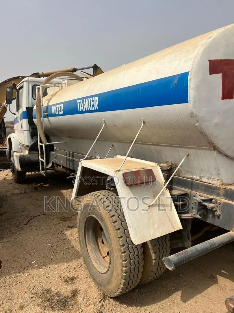 Mercedes 1418 Water Tanker