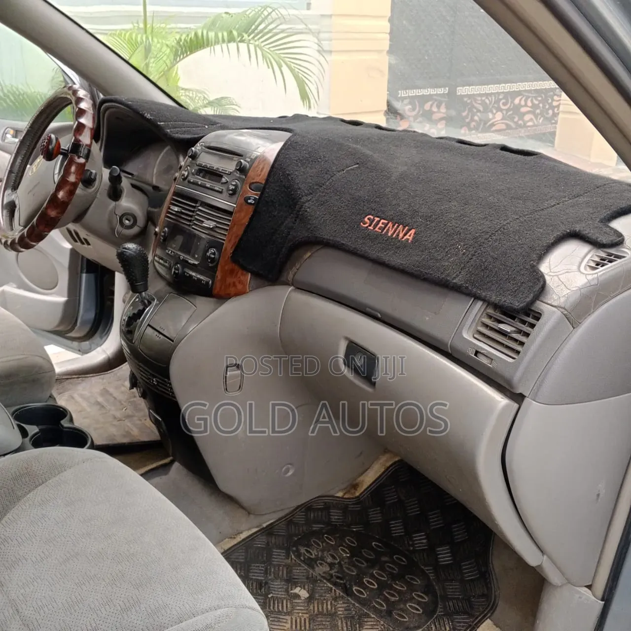 Toyota Sienna XLE 2005 Blue