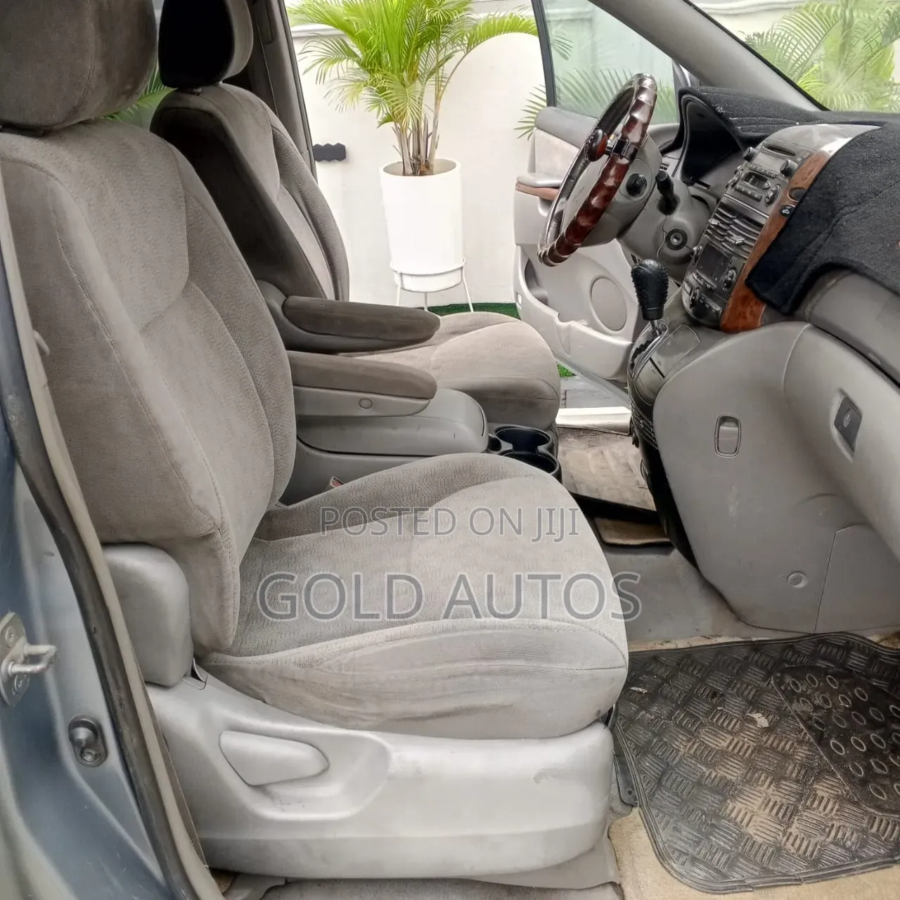 Toyota Sienna XLE 2005 Blue