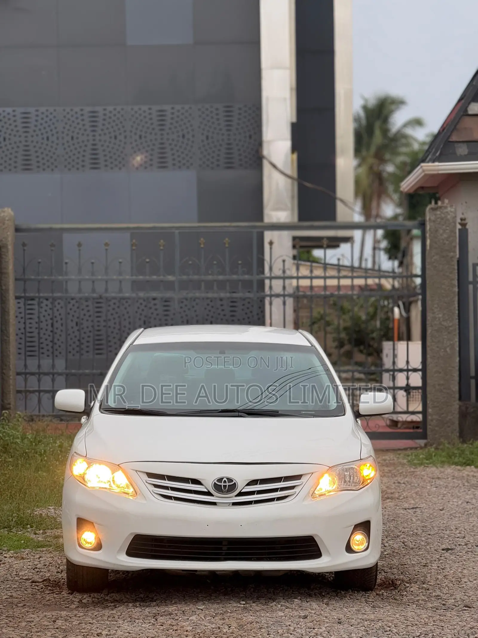 Toyota Corolla 2013 White