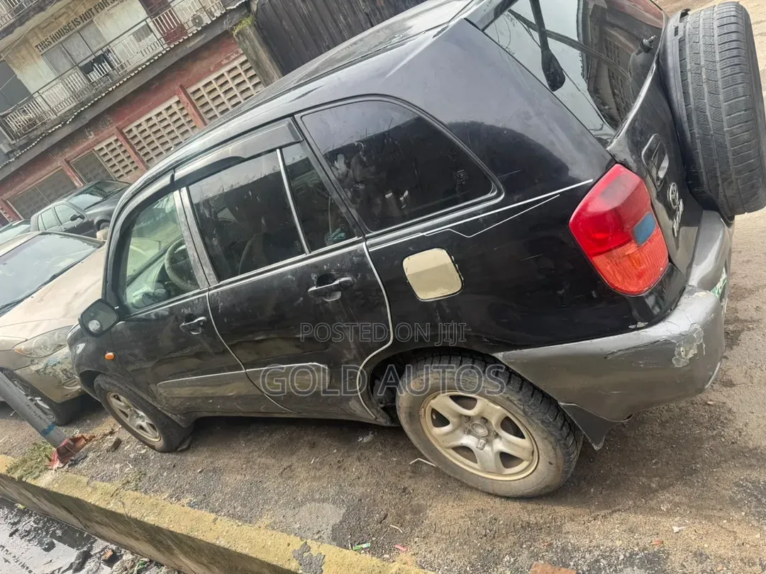 Toyota RAV4 2004 Black