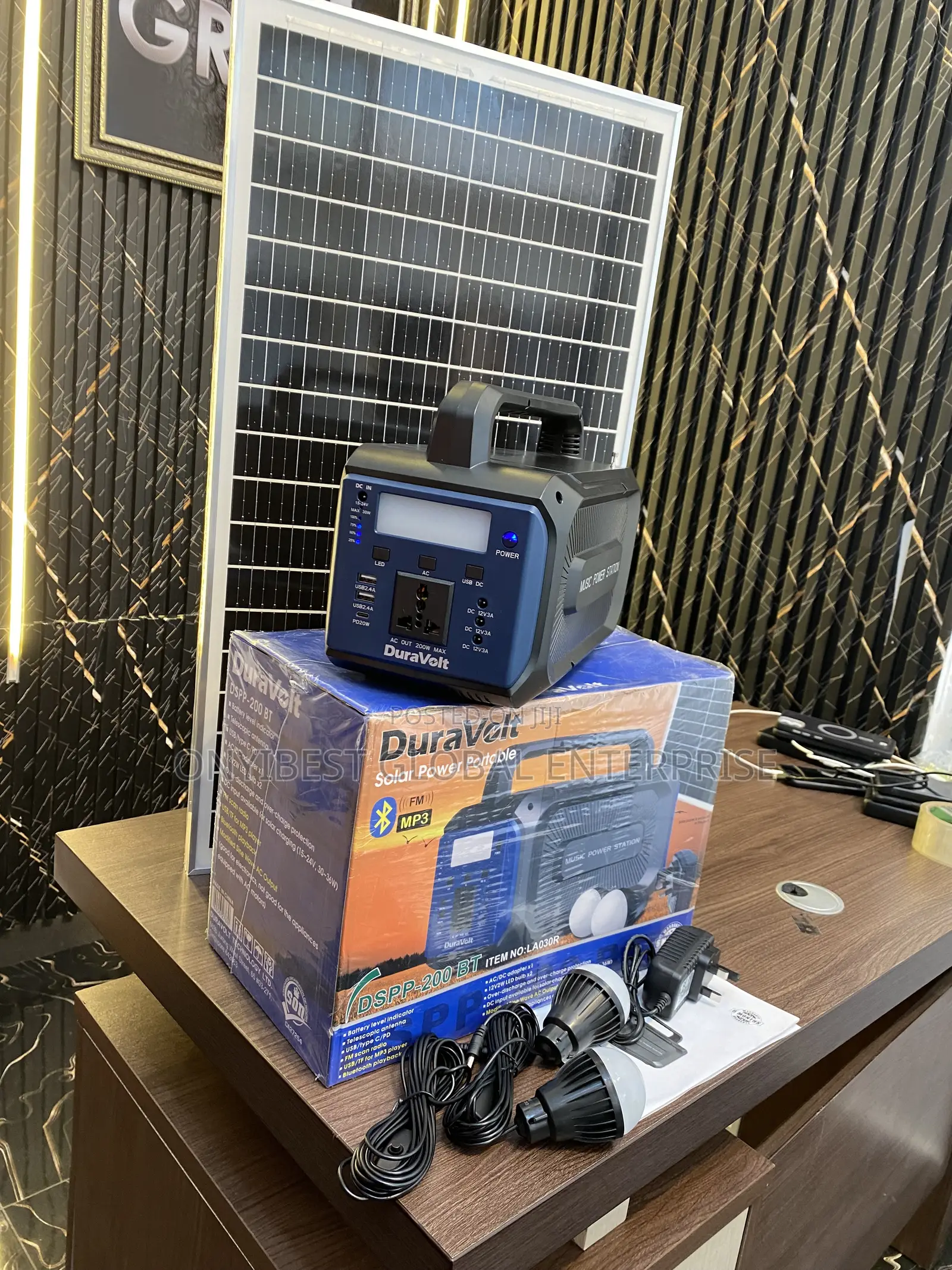200w Duravolt Solar Generator With 50w Solar Panel Also With 2bulbs
