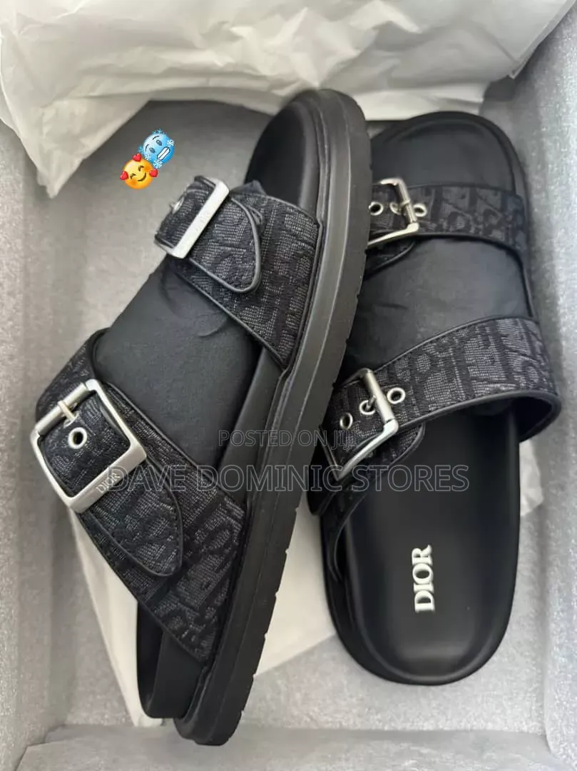 Dior Monogram Letter to Velcro Oblique Sandals