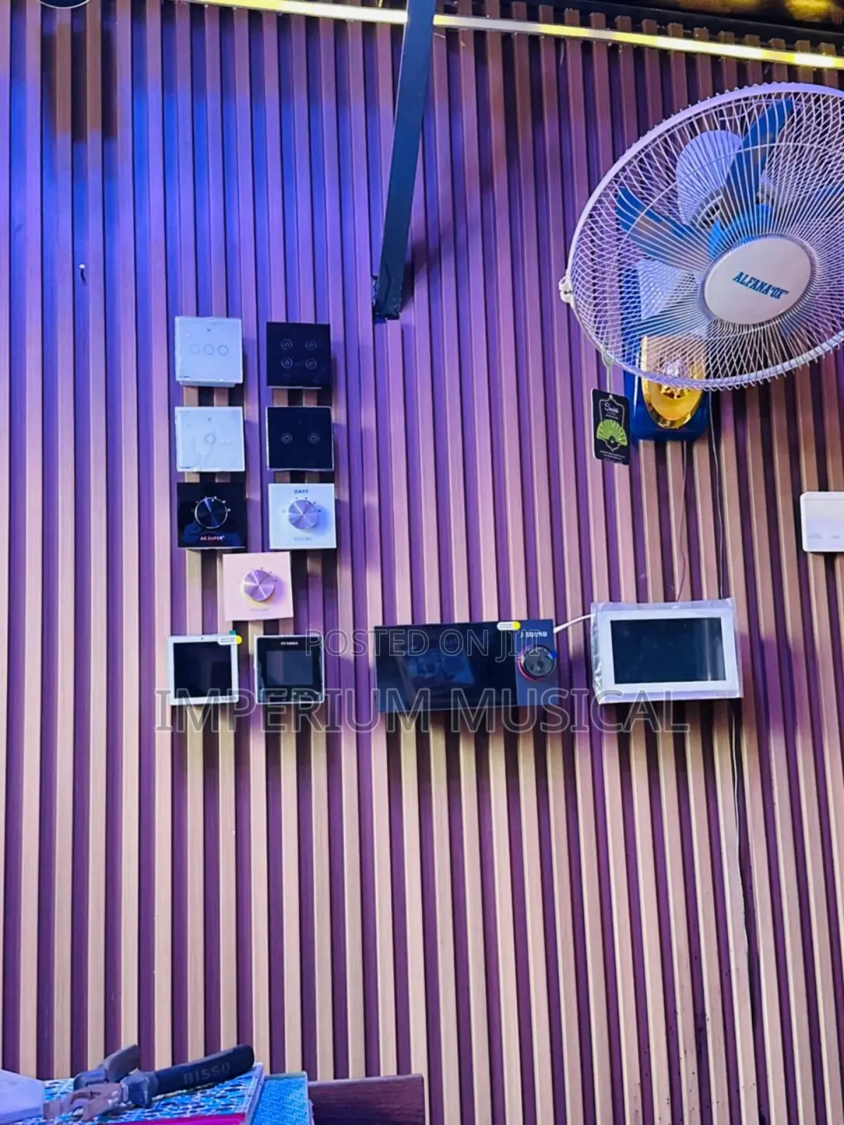 7inches Smart in Wall Amplifier With Alexa and Tuya