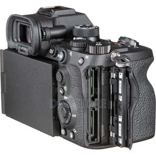 Sony a 7r v Mirrorless Camera