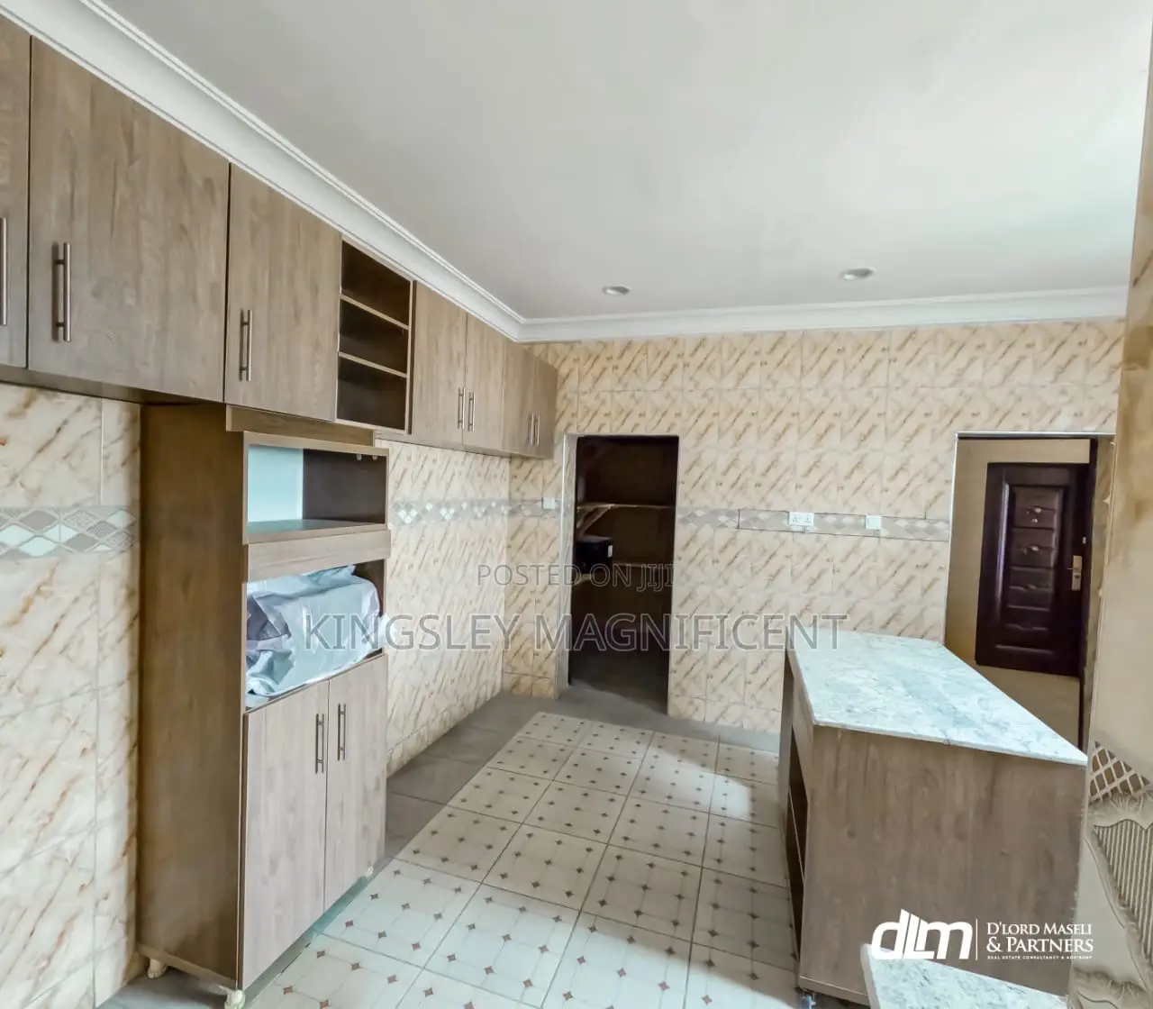 3bdrm Block of Flats in Jahi District for rent