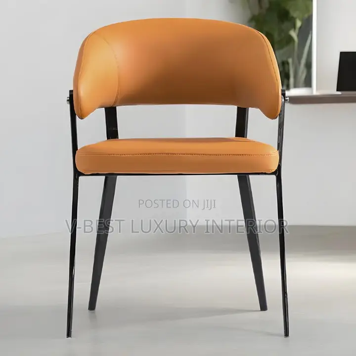 Dining Chair – Modern Comfort and Elegance for Stylish Dining Spaces.