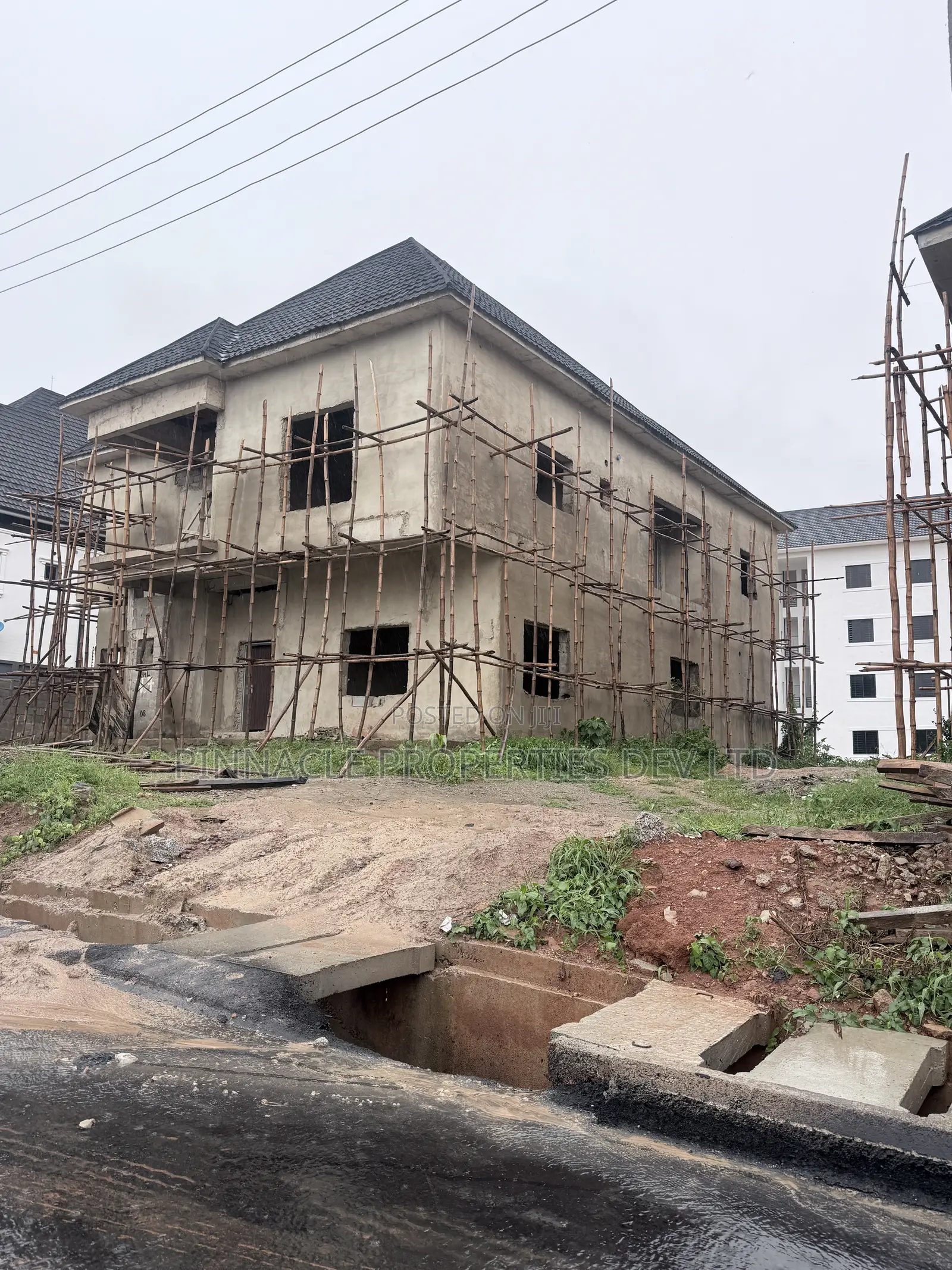 6bdrm Duplex in Admiralty Estate, Asokoro for sale