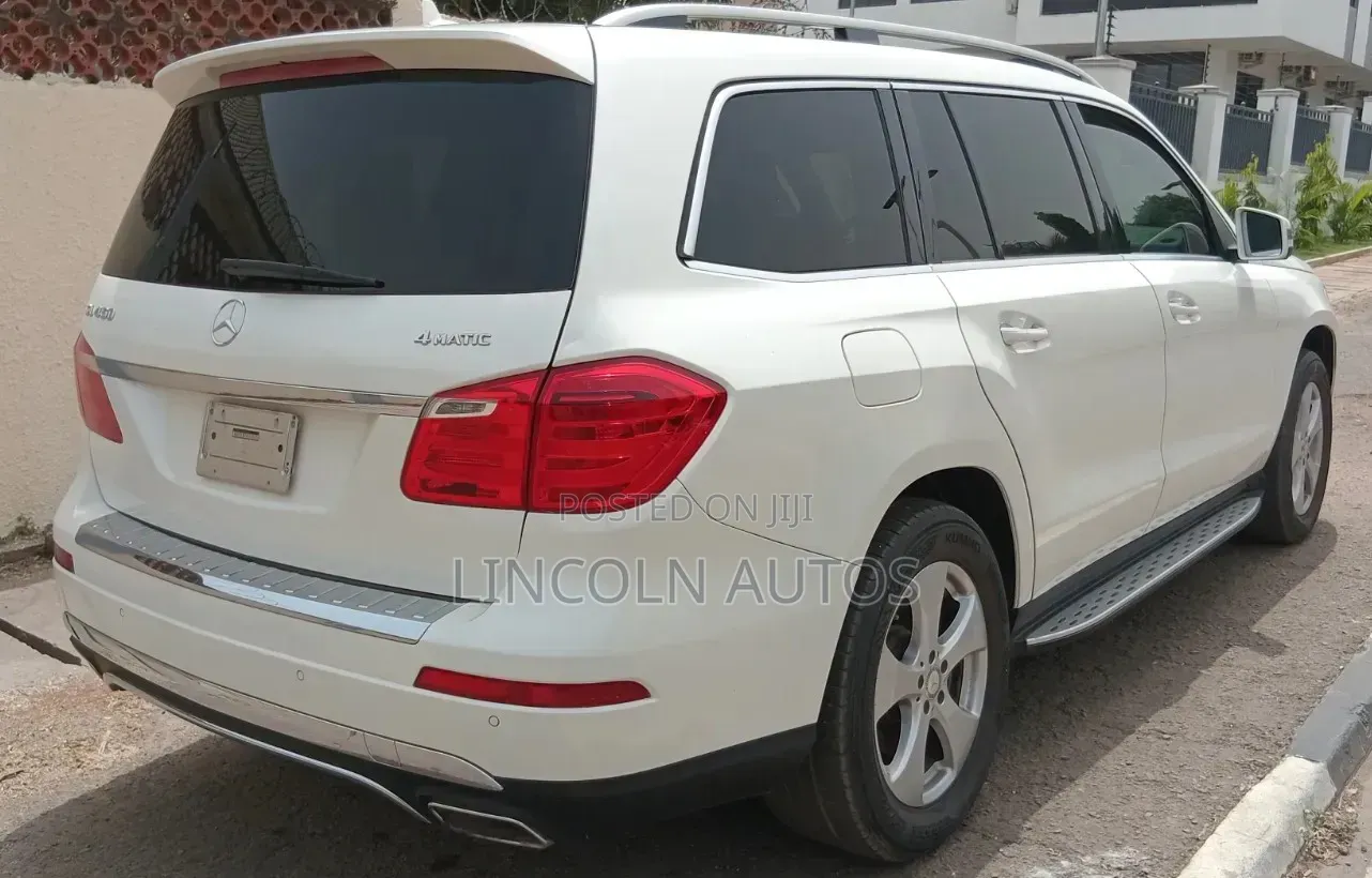 Mercedes-Benz GL-Class GL450 4MATIC 4dr SUV AWD (4.7L 8cyl Turbo 7A)