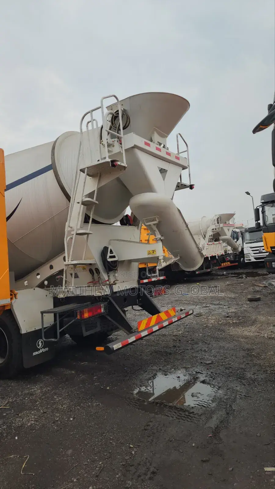 Brand New Sagmoto Concrete Mixer