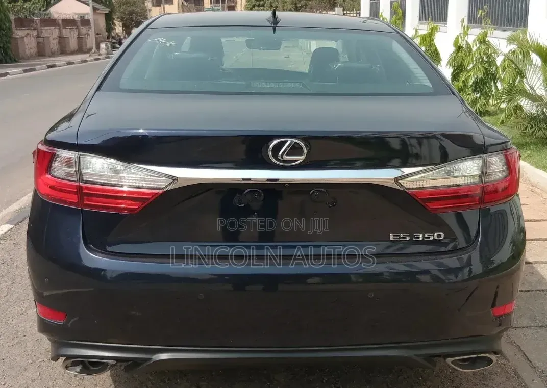 Lexus ES 350 FWD 2018 Blue