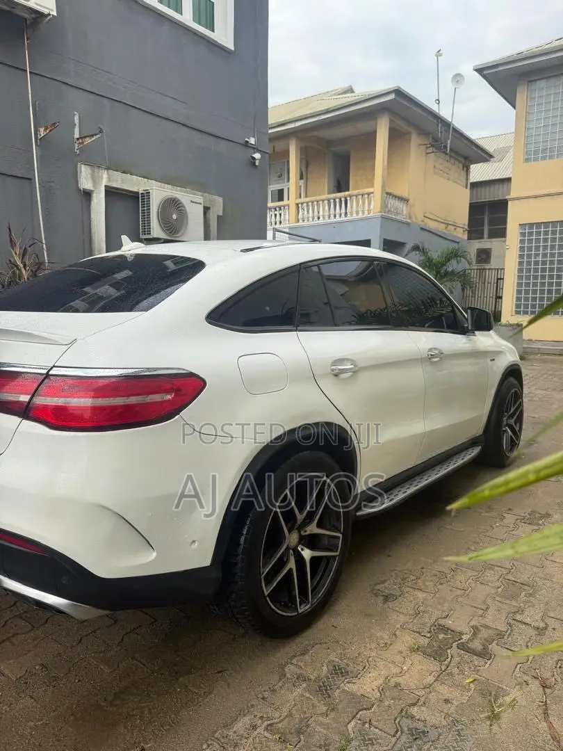 Mercedes-Benz GLE-Class 2016 White