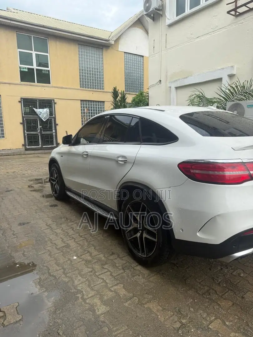 Mercedes-Benz GLE-Class 2016 White