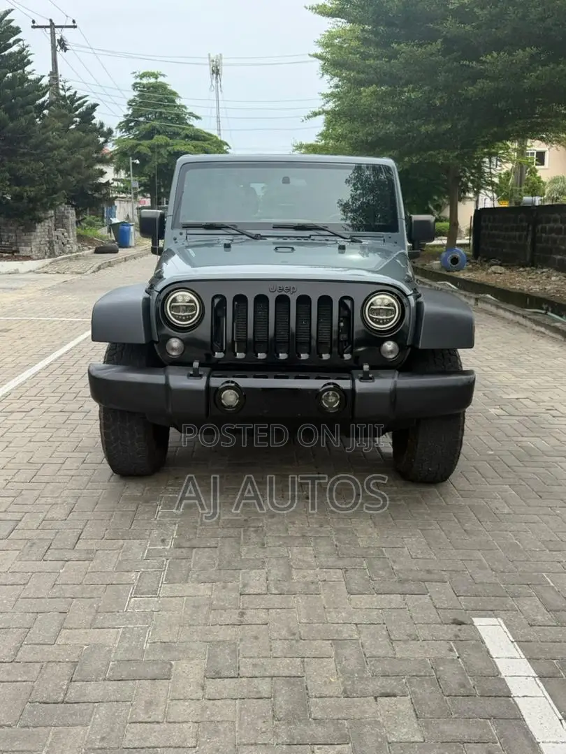 Jeep Wrangler 2015 Gray